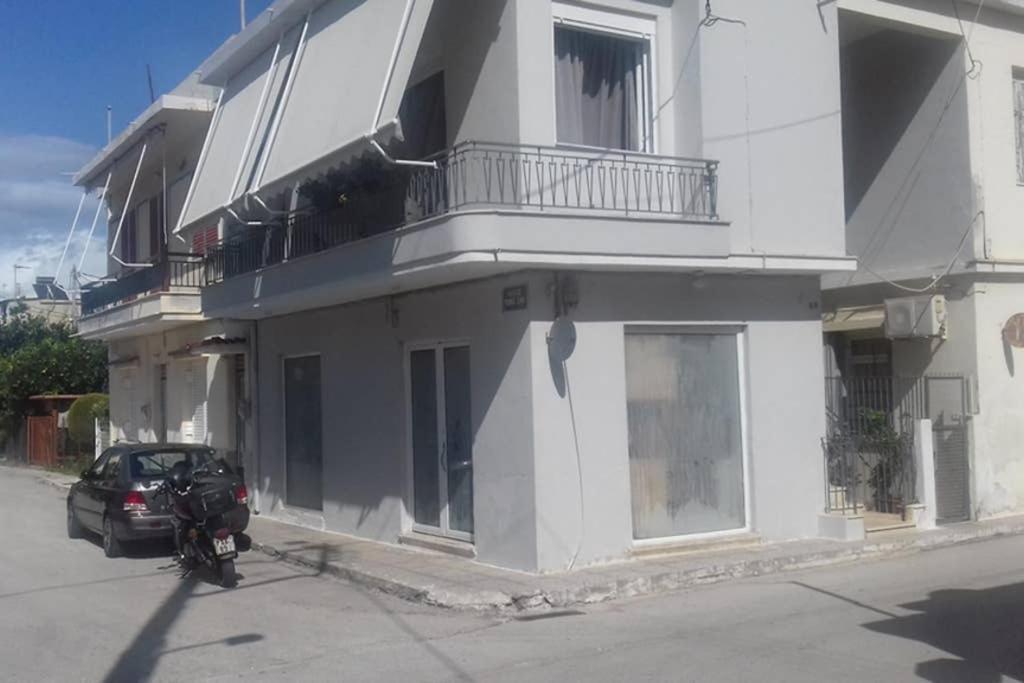 Paris House 1 Lejlighed Patras Eksteriør billede